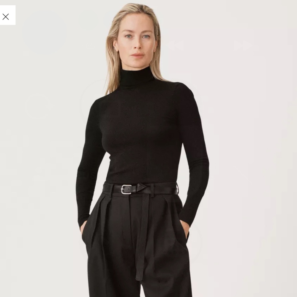 Zara Black Turtleneck Long Sleeve Knit Sweater